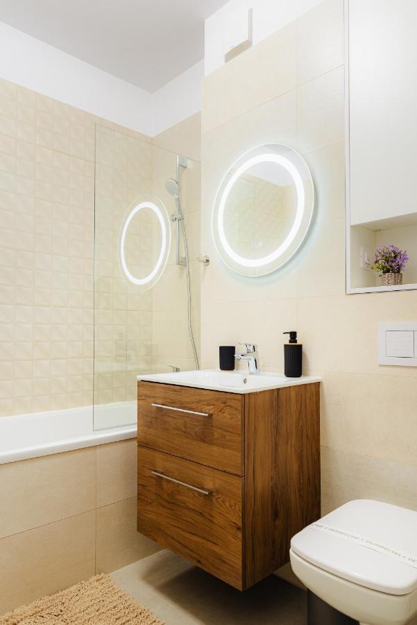 New Luxury City Center Studio Bucharest Luaran gambar